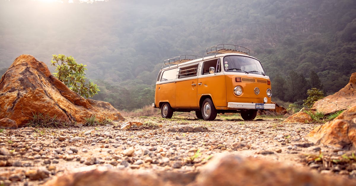 découvrez l'île enchanteresse de crète à travers un road trip inoubliable, combinant paysages époustouflants, plages de rêve et villages pittoresques. embarquez pour une aventure qui vous fera explorer des sites historiques, savourer la cuisine crétoise et profiter de la beauté naturelle de cette destination méditerranéenne.