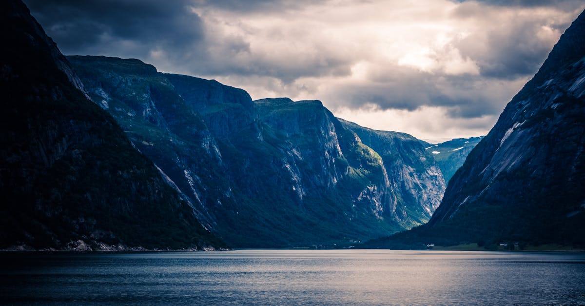 Crossing the Naerøyfjord by Ferry: An Unforgettable Fjordland Adventure