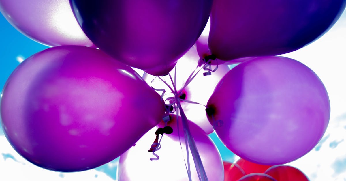 découvrez notre vaste sélection de ballons colorés pour toutes les occasions ! que ce soit pour des anniversaires, des mariages ou des fêtes, nos ballons apporteront une touche festive à vos événements. explorez nos designs uniques pour créer des souvenirs inoubliables.