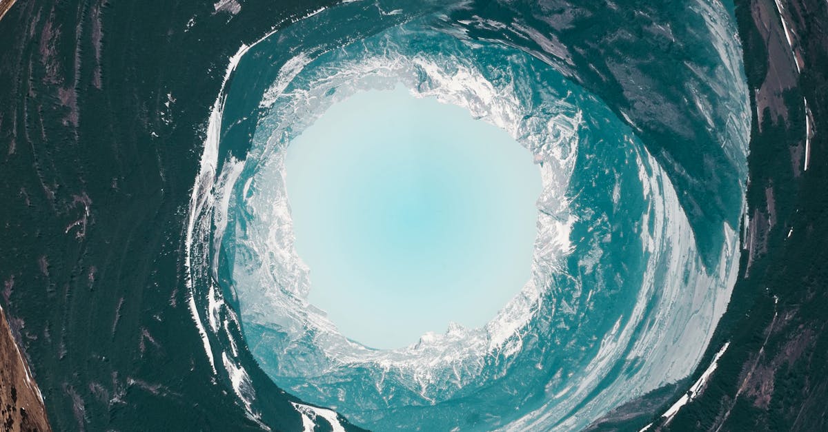 découvrez la majesté des montagnes, des paysages grandioses aux aventures inoubliables. explorez les sentiers, admirez les panoramas à couper le souffle et laissez-vous séduire par la nature sauvage.