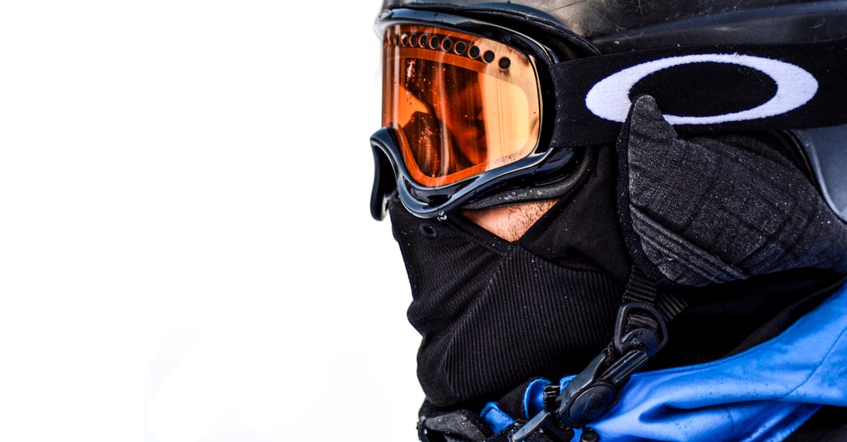 découvrez l'univers du ski avec nos conseils sur les meilleures destinations, équipements et techniques pour profiter au maximum de votre expérience sur les pistes. que vous soyez débutant ou expert, trouvez ici tout ce qu'il faut pour dévaler les montagnes en toute sécurité et divertissement.
