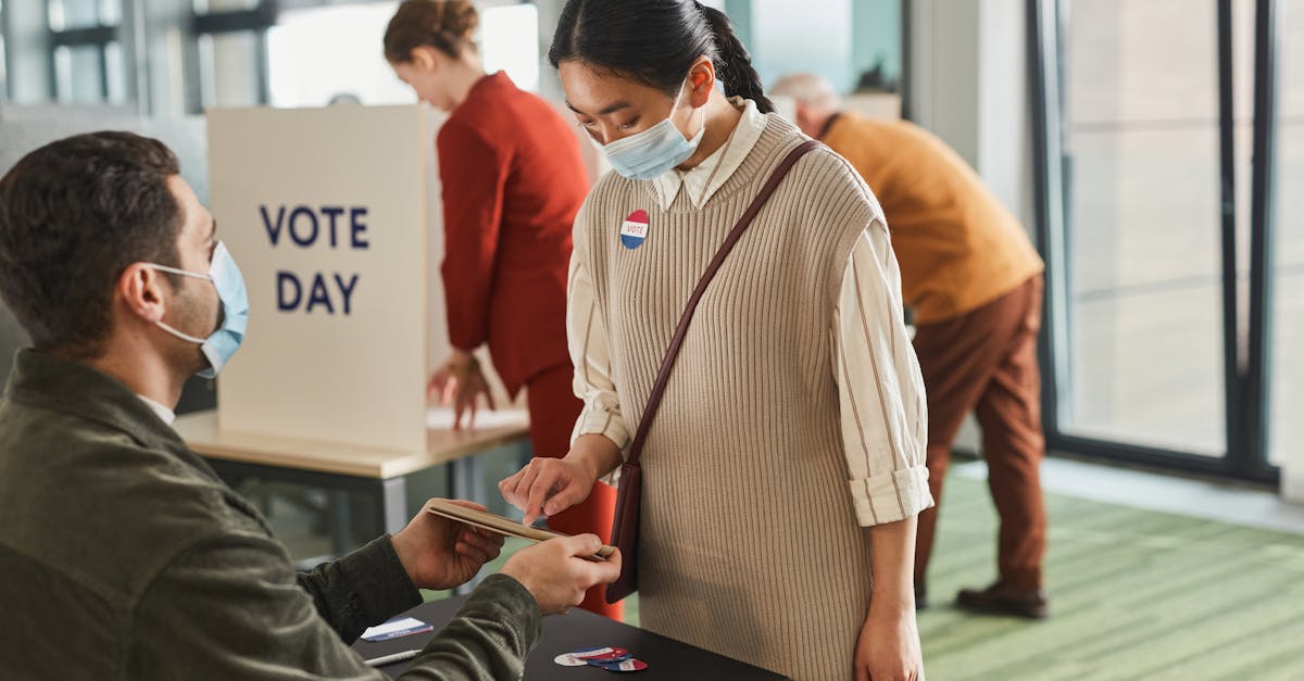 découvrez le processus électoral, ses étapes clés et son importance dans la démocratie pour garantir des élections libres et transparentes.