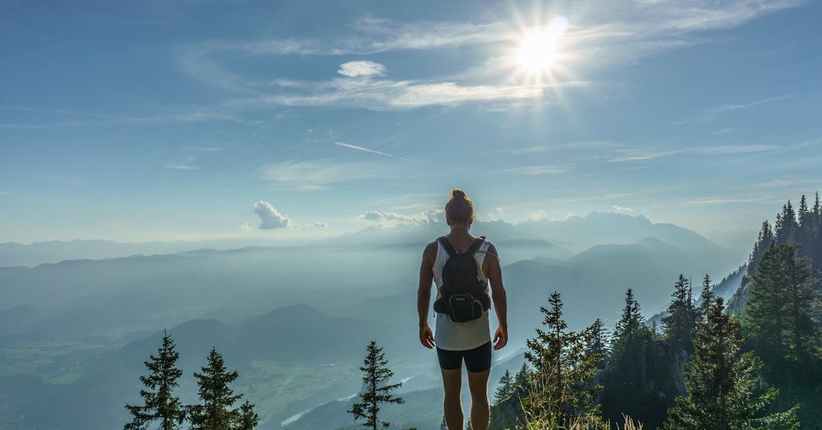 découvrez des conseils, itinéraires et astuces pour le hiking. explorez la nature, améliorez votre endurance et profitez de randonnées inoubliables en plein air.