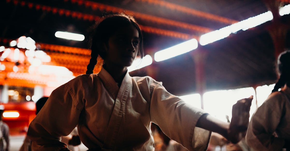 Ката Цоками в исполнении Раджоэлины, 6 дан: демонстрация мастерства