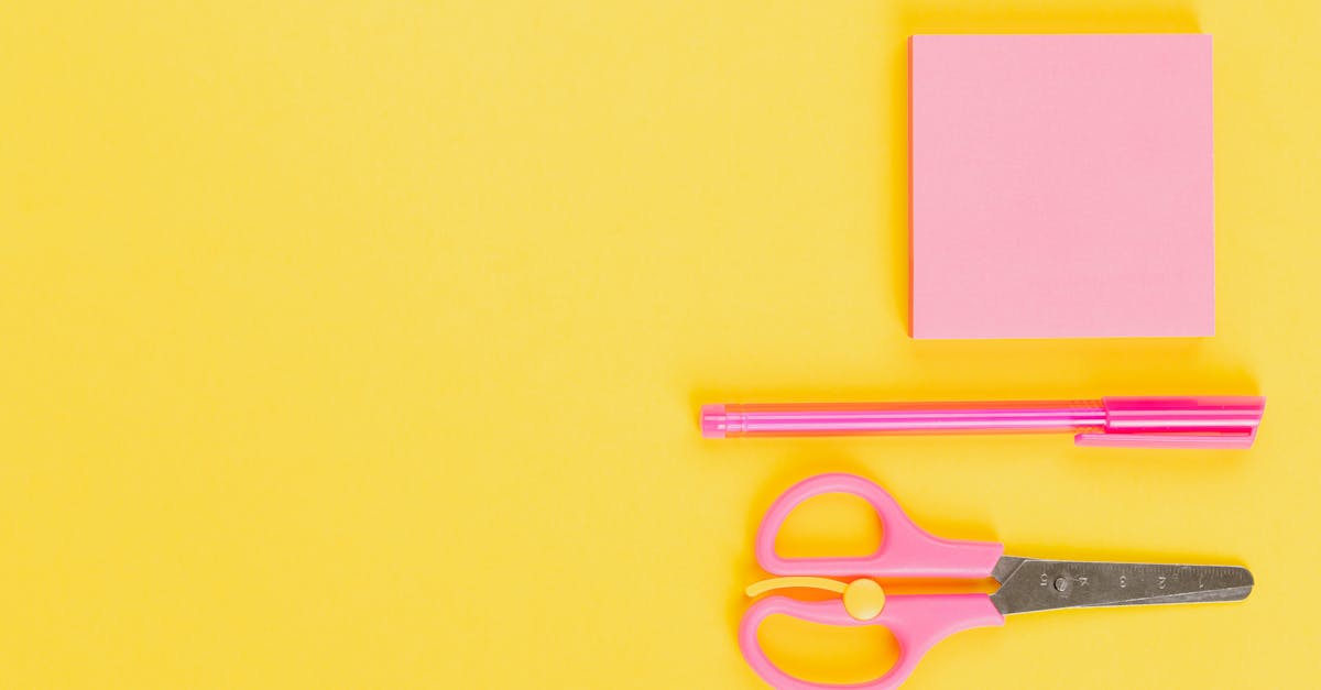 découvrez notre sélection complète de fournitures scolaires de qualité pour tous les âges, parfaites pour une rentrée réussie et organisée.